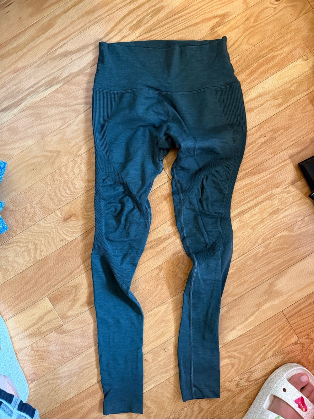 Seamless High-Waist Leggings in Dark Teal